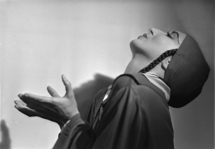 Lotte Jacobi, Pauline Koner, New York, um 1940 (c), © The University of New Hampshire Lotte Jacobi, Pauline Koner, New York, um 1940 (c), © The University of New Hampshire