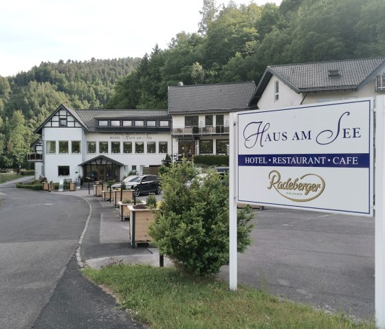 Maison au bord du lac