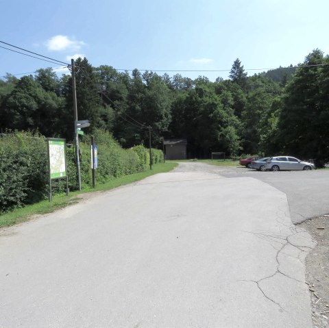 Wandelaars parkeerplaats An der Streng Hammer, © Rursee-Touristik GmbH
