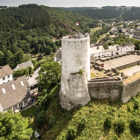 Kasteelroute wandelroute: Kasteel Reifferscheid, © Eifel Tourismus GmbH, D. Ketz